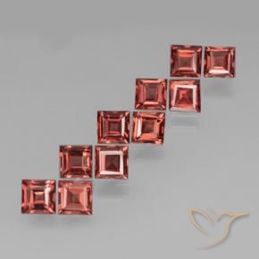 Shop natural 3.85ct Rouge moyen Grenat pyrope gems, Carré, from Mozambique at GemSelect. In stock, global shipping!