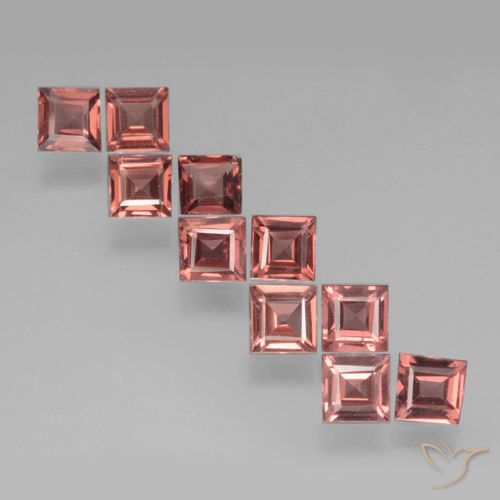 3.52ctw Naturel Rouge moyen Grenat pyrope, Carré, VS