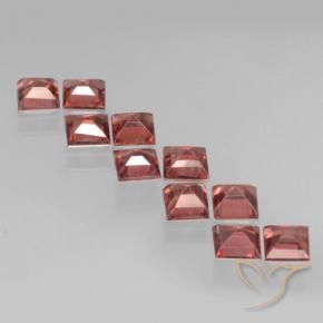 Shop natural 4.17ct Rouge écarlate léger Grenat pyrope gems, Carré, from Mozambique at GemSelect. In stock, global shipping!