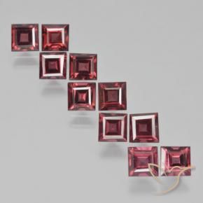 Shop natural 4.48ct Rouge foncé Grenat pyrope gems, Carré, from Mozambique at GemSelect. In stock, global shipping!