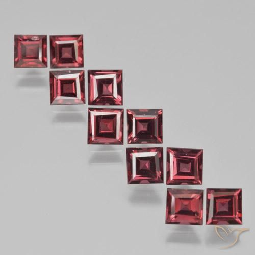 Shop natural 4.57ct Rouge foncé Grenat pyrope gems, Carré, from Mozambique at GemSelect. In stock, global shipping!