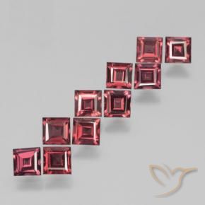Shop natural 4.42ct Rouge écarlate Grenat pyrope gems, Carré, from Mozambique at GemSelect. In stock, global shipping!