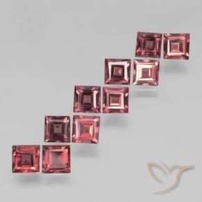 Shop natural 4.34ct Rouge foncé Grenat pyrope gems, Carré, from Mozambique at GemSelect. In stock, global shipping!