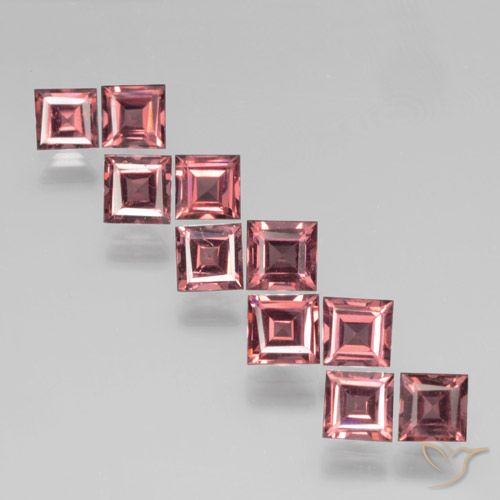 3.96ctw Naturel Rouge moyen Grenat pyrope, Carré, VS