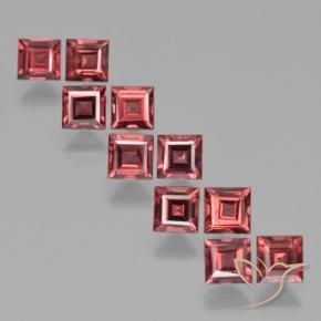 Shop natural 4.26ct Rouge cramoisi Grenat pyrope gems, Carré, from Mozambique at GemSelect. In stock, global shipping!