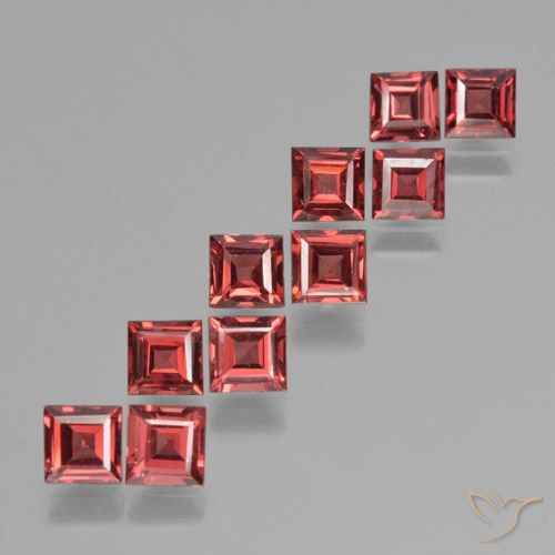 4.27ctw Naturel Rouge écarlate léger Grenat pyrope, Carré, VS