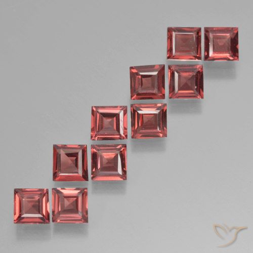 3.36ctw Naturel Rouge léger Grenat pyrope, Carré, VS