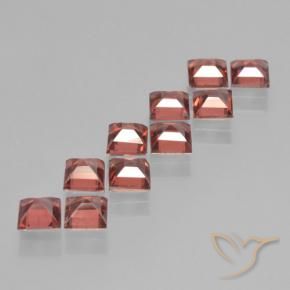 Shop natural 4.12ct Brique rouge Grenat pyrope gems, Carré, from Mozambique at GemSelect. In stock, global shipping!