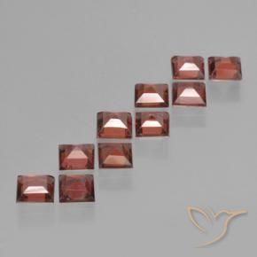 Shop natural 3.33ct Rouge foncé Grenat pyrope gems, Carré, from Mozambique at GemSelect. In stock, global shipping!