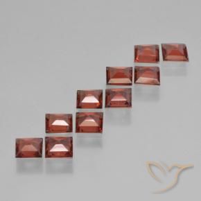 Shop natural 3.52ct Rose foncé Rouge Grenat pyrope gems, Carré, from Mozambique at GemSelect. In stock, global shipping!