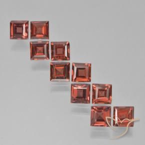 Shop natural 4.31ct Rouge foncé Grenat pyrope gems, Carré, from Mozambique at GemSelect. In stock, global shipping!