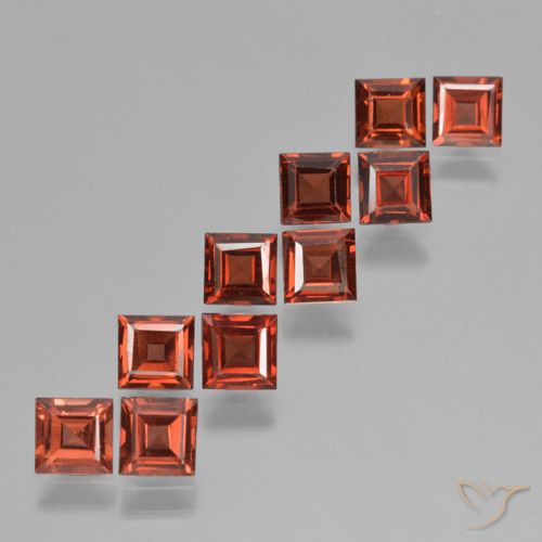 4.26ctw Naturel Rouge moyen Grenat pyrope, Carré, VS