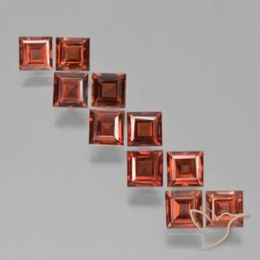 Shop natural 4.26ct Rouge moyen Grenat pyrope gems, Carré, from Mozambique at GemSelect. In stock, global shipping!