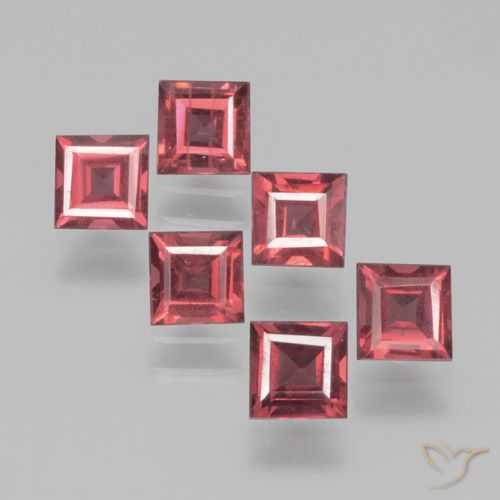 2.48ctw Naturel Rouge moyen Grenat pyrope, Carré, VS