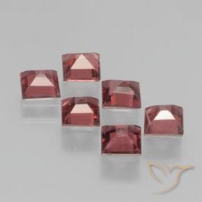 Shop natural 2.48ct Rouge moyen Grenat pyrope gems, Carré, from Mozambique at GemSelect. In stock, global shipping!