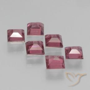 Shop natural 2.64ct Rouge merlot Grenat pyrope gems, Carré, from Mozambique at GemSelect. In stock, global shipping!
