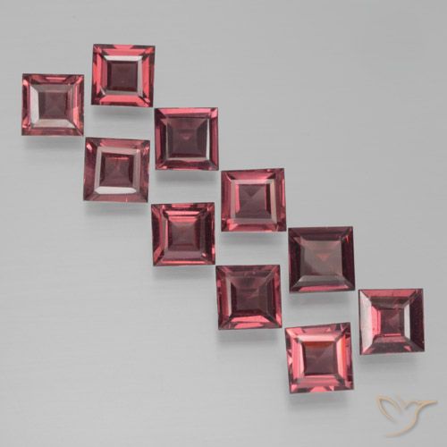 3.82ctw Naturel Rouge foncé Grenat pyrope, Carré, VS
