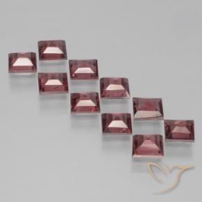 Shop natural 3.82ct Rouge foncé Grenat pyrope gems, Carré, from Mozambique at GemSelect. In stock, global shipping!