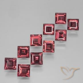 Shop natural 4.68ct Rouge moyen Grenat pyrope gems, Carré, from Mozambique at GemSelect. In stock, global shipping!