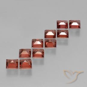 Shop natural 4.62ct Rouge moyen Grenat pyrope gems, Carré, from Mozambique at GemSelect. In stock, global shipping!