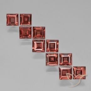 Shop natural 4.78ct Rouge moyen Grenat pyrope gems, Carré, from Mozambique at GemSelect. In stock, global shipping!