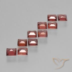 Shop natural 4.28ct Rouge moyen Grenat pyrope gems, Carré, from Mozambique at GemSelect. In stock, global shipping!