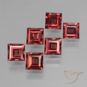 Shop natural 2.71ct Rouge écarlate Grenat pyrope gems, Carré, from Mozambique at GemSelect. In stock, global shipping!