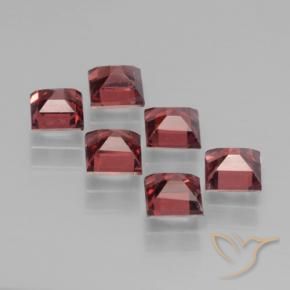 Shop natural 2.74ct Rouge foncé Grenat pyrope gems, Carré, from Mozambique at GemSelect. In stock, global shipping!
