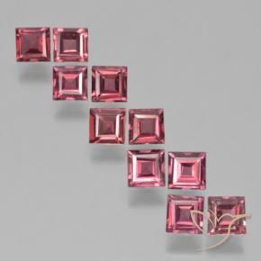 Shop natural 3.71ct Rouge foncé Grenat pyrope gems, Carré, from Mozambique at GemSelect. In stock, global shipping!