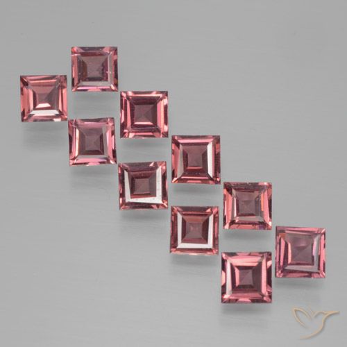 3.65ctw Naturel Rouge cerise violacé Grenat pyrope, Carré, VS