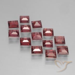Shop natural 4.97ct Rouge foncé Grenat pyrope gems, Carré, from Mozambique at GemSelect. In stock, global shipping!
