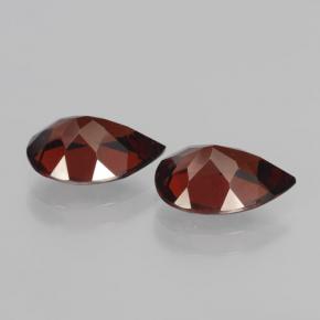 Achetez naturel 4.19ct Rouge sang profond Grenat pyrope gems, En forme de poire, En provenance Mozambique chez GemSelect. En stock, livraison internationale!