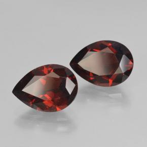 Achetez naturel 4.95ct Rouge noirâtre Grenat pyrope gems, En forme de poire, En provenance Mozambique chez GemSelect. En stock, livraison internationale!
