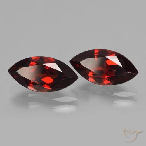 Shop natural 4.47ct Rouge foncé Grenat pyrope gems, Marquise, from Mozambique at GemSelect. In stock, global shipping!
