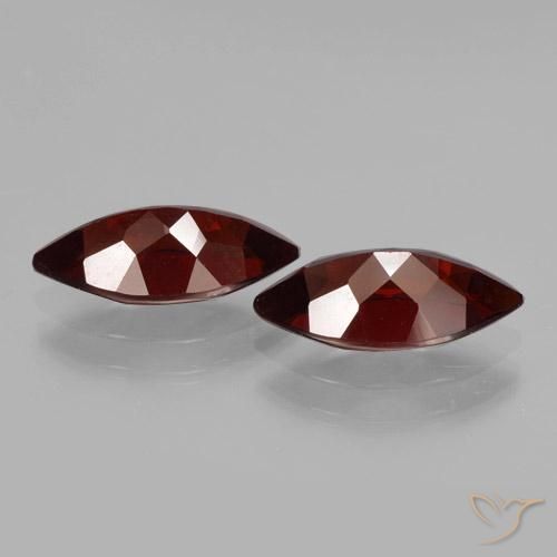 Shop natural 4.47ct Rouge foncé Grenat pyrope gems, Marquise, from Mozambique at GemSelect. In stock, global shipping!