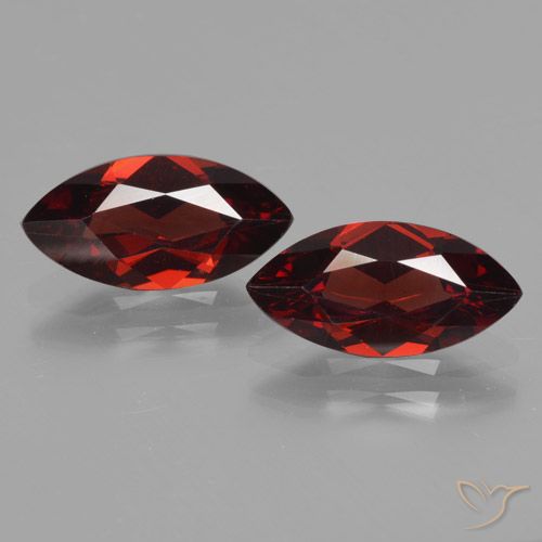 3.50ctw Naturel Rouge sang profond Grenat pyrope, Marquise, VVS-VS