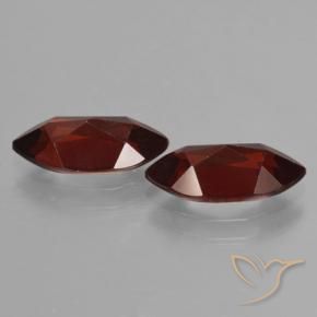 Shop natural 4.18ct Rouge foncé Grenat pyrope gems, Marquise, from Mozambique at GemSelect. In stock, global shipping!
