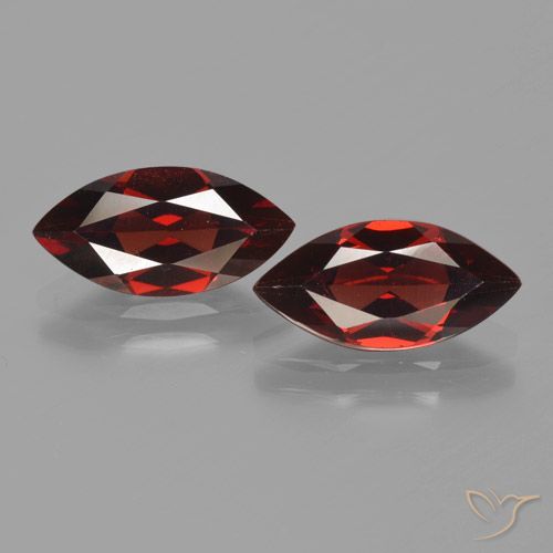 3.84ctw Naturel Rouge foncé Grenat pyrope, Marquise, VVS-VS