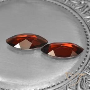 Shop natural 3.56ct Rouge sang profond Grenat pyrope gems, Marquise, from Mozambique at GemSelect. In stock, global shipping!