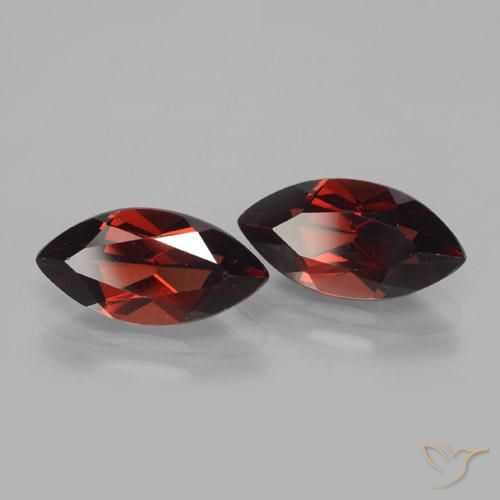 Shop natural 4.45ct Rouge sang profond Grenat pyrope gems, Marquise, from Mozambique at GemSelect. In stock, global shipping!