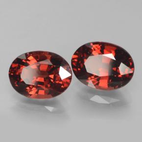 Achetez naturel 3.52ct Rouge foncé Grenat pyrope gems, Coupe ovale, En provenance Mozambique chez GemSelect. En stock, livraison internationale!