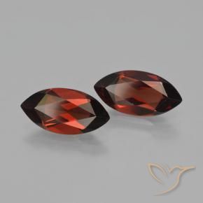 Shop natural 4.15ct Rouge foncé Grenat pyrope gems, Marquise, from Mozambique at GemSelect. In stock, global shipping!