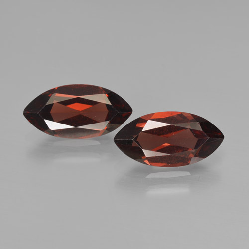Achetez naturel 4.08ct Rouge foncé Grenat pyrope gems, Marquise, En provenance Mozambique chez GemSelect. En stock, livraison internationale!