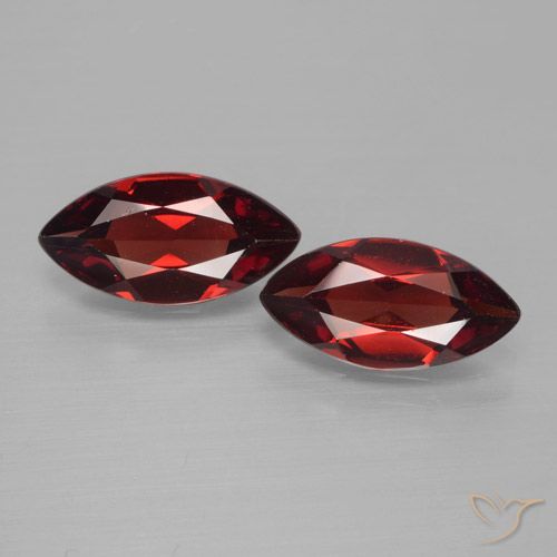 3.61ctw Naturel Rouge foncé Grenat pyrope, Marquise, VVS-VS