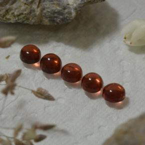 Achetez naturel 2.36ct Rouge merlot Grenat pyrope gems, Coupe roude, En provenance Mozambique chez GemSelect. En stock, livraison internationale!