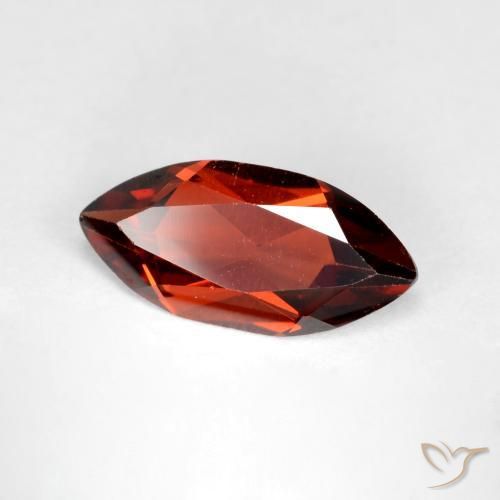 Grenat pyrope Rouge foncé naturelle Marquise, 1.05 ct, VVS-VS