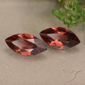 Shop natural 2.09ct Rouge foncé Grenat pyrope gems, Marquise, from Mozambique at GemSelect. In stock, global shipping!