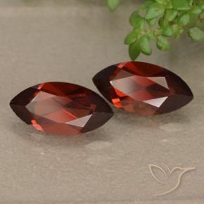 Shop natural 2.70ct Rouge moyen Grenat pyrope gems, Marquise, from Mozambique at GemSelect. In stock, global shipping!