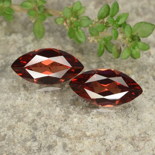 2.34ctw Naturel Rouge écarlate Grenat pyrope, Marquise, VVS-VS