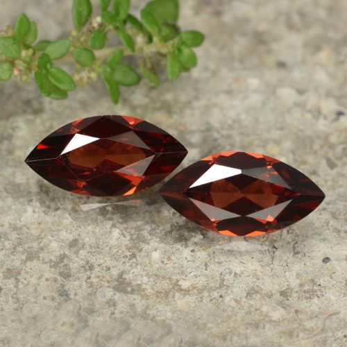 2.36ctw Naturel Rouge foncé Grenat pyrope, Marquise, VVS-VS